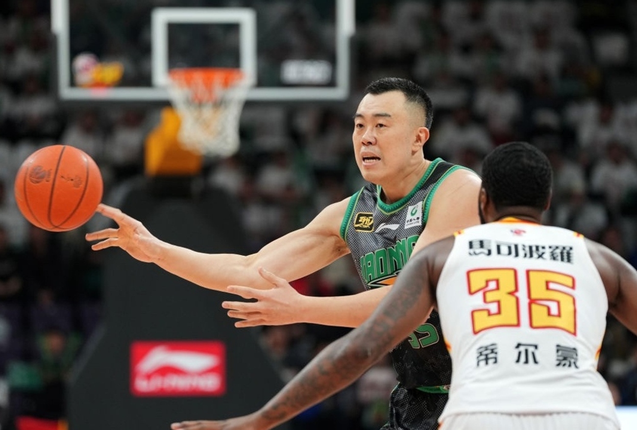 辽宁本钢vs广东华南虎回放第五部分