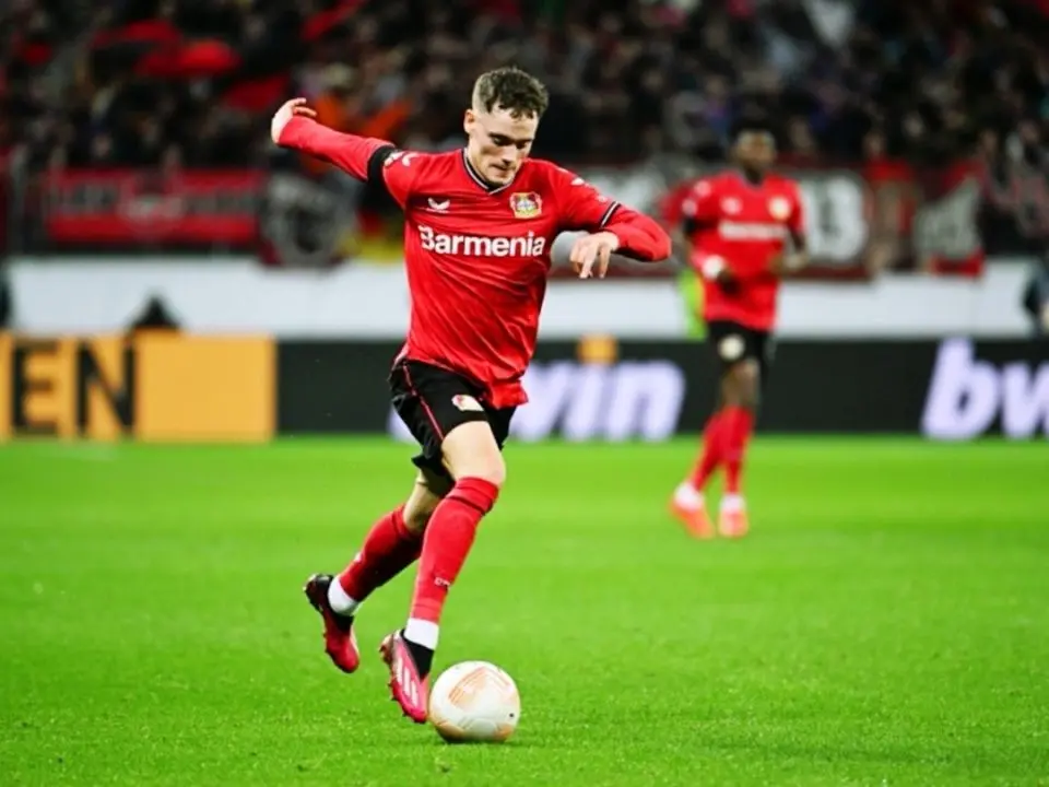 包含集结日切尔西备战德国杯冲刺阶段埃因霍温备战CBA季后赛，Faker与40激战快船分钟看傻球迷的词条